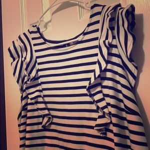 Striped Navy/White top